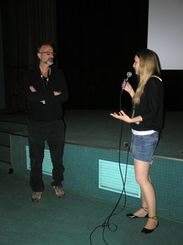 Arnon Goldfinger, autor filmu Byt, v diskusii po projekcii